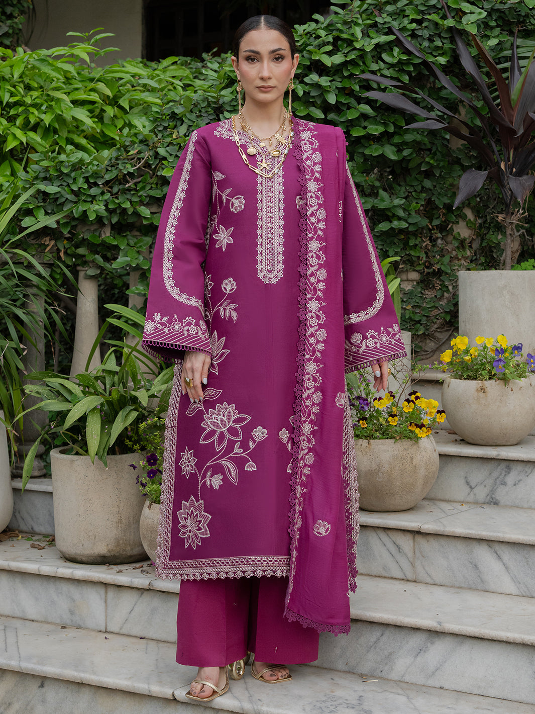 MU-10 | 3 PC Lawn – MAHNUR