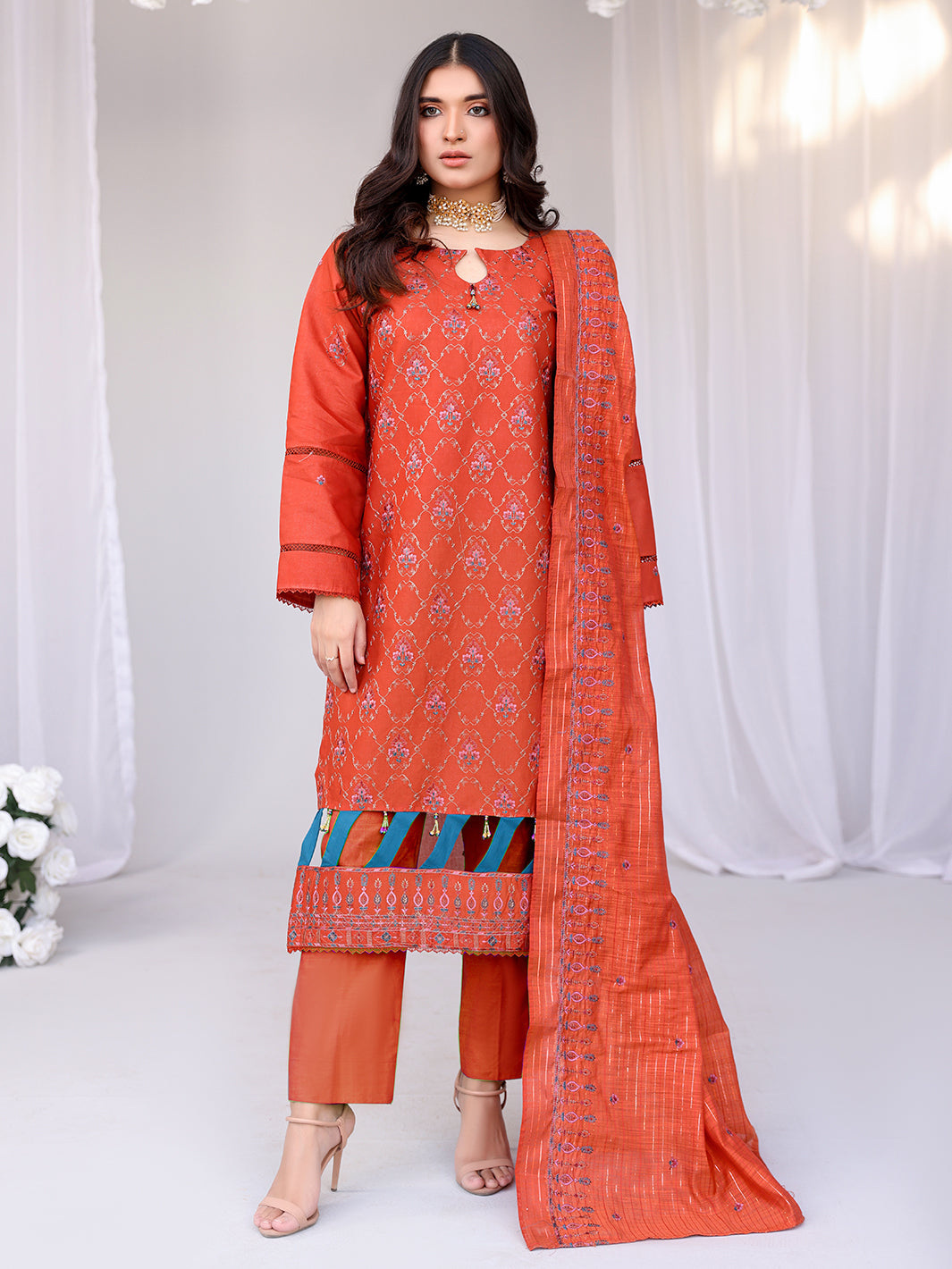 Design 09 | 3 Piece Unstitched – MAHNUR