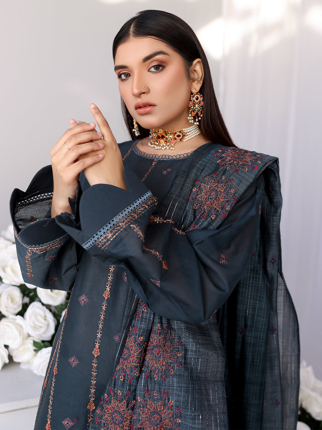 Design 01 | 3 Piece Unstitched – MAHNUR